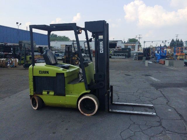 2003 CLARK Forklift in Syracuse, NY