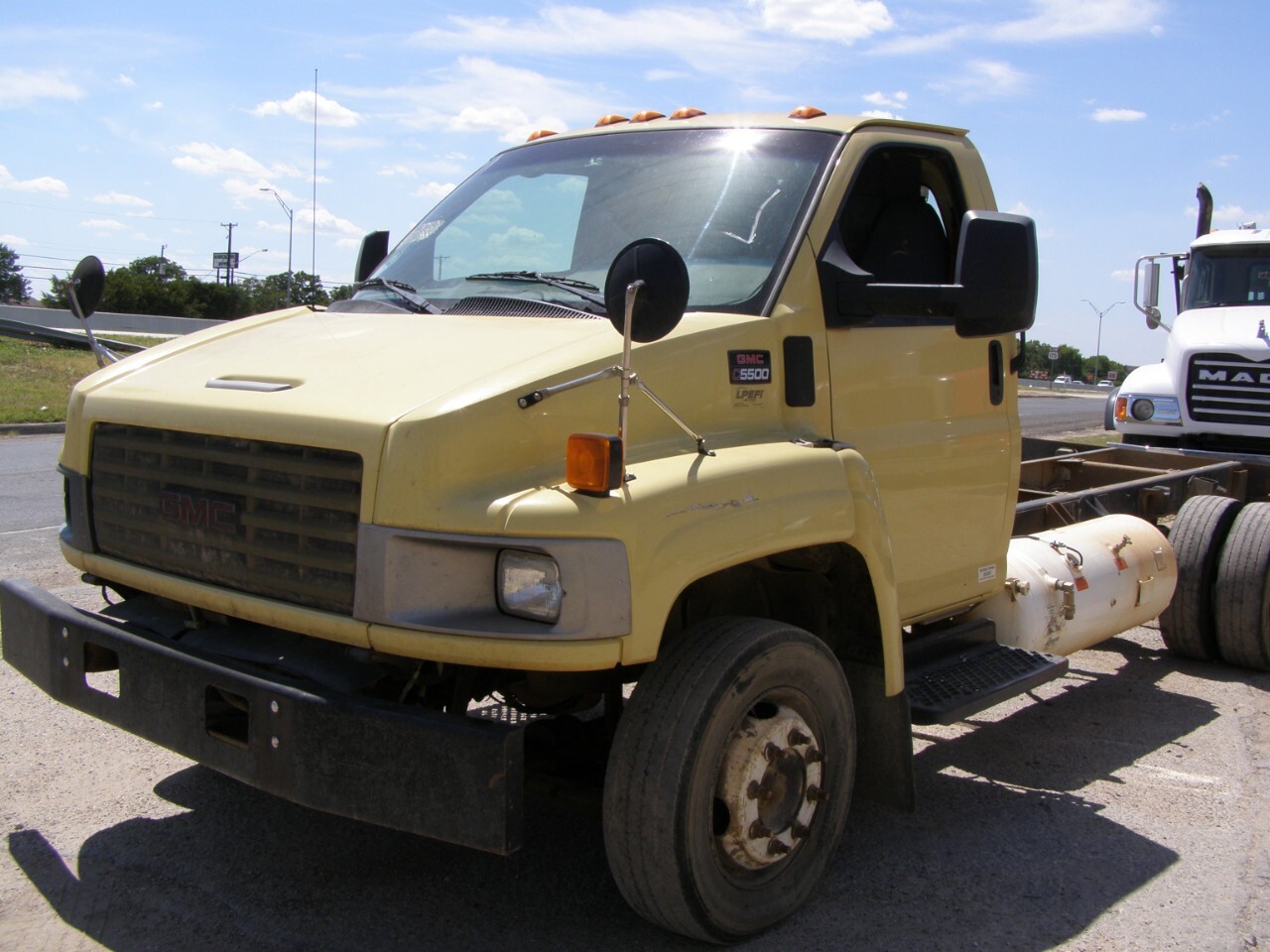 2009 GMC C5500 in Dallas, TX