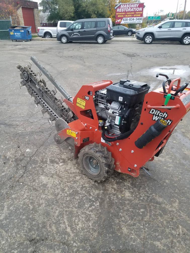 2015 DITCH WITCH C16 in Elmhurst, IL