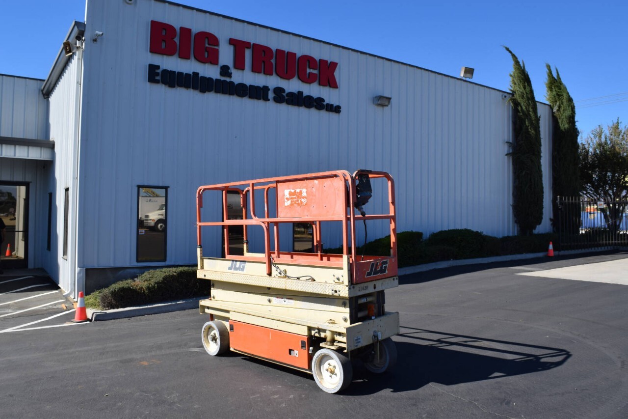 1999 JLG 2033E in Fontana, CA