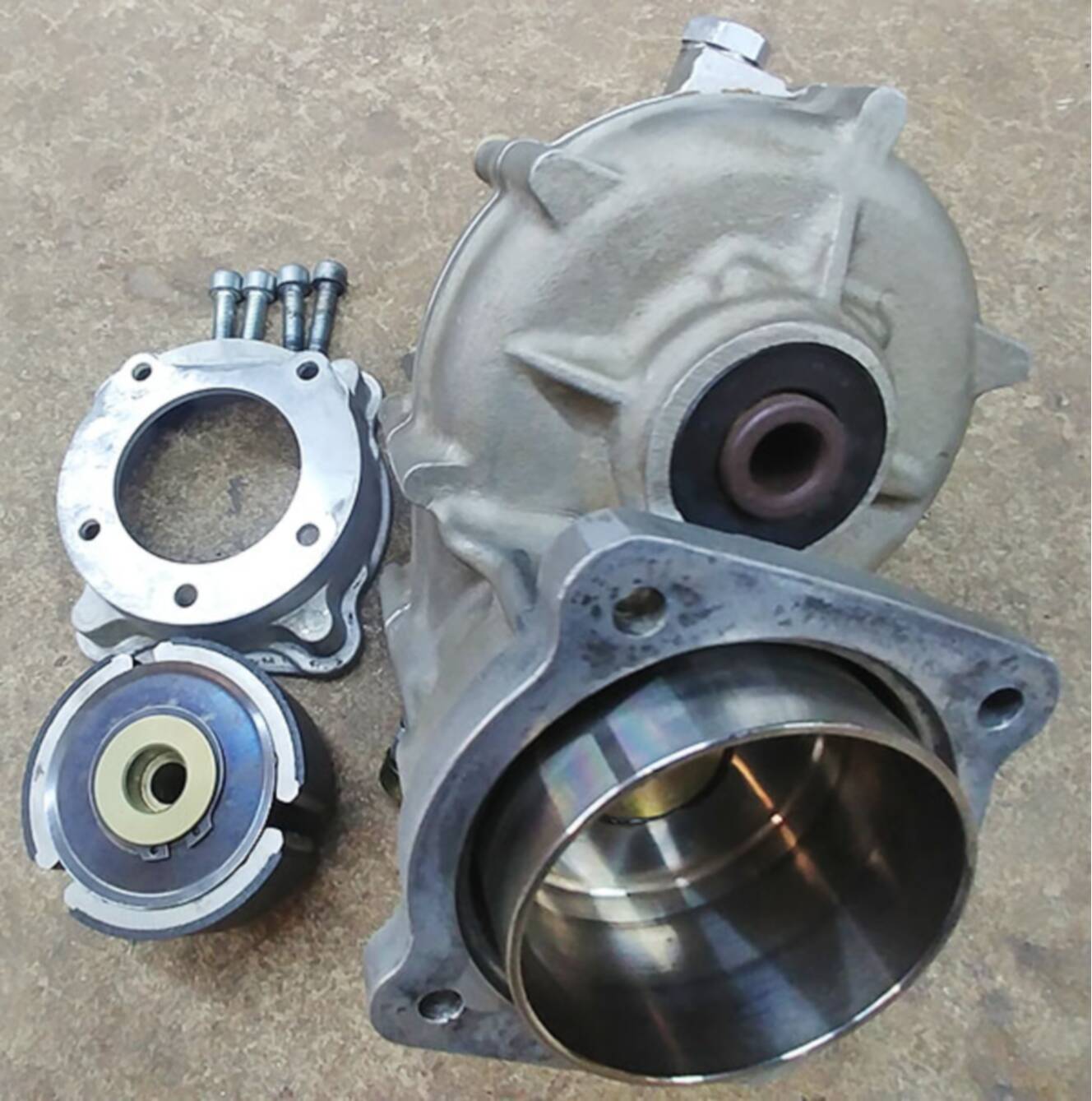 A photo of this 2015 Compact Radial Engines RZ2 Gearbox