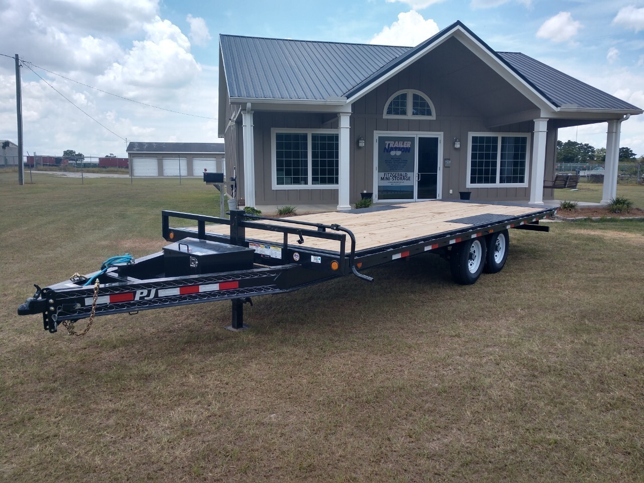PJ TRAILER T8-22 in Charlotte, NC