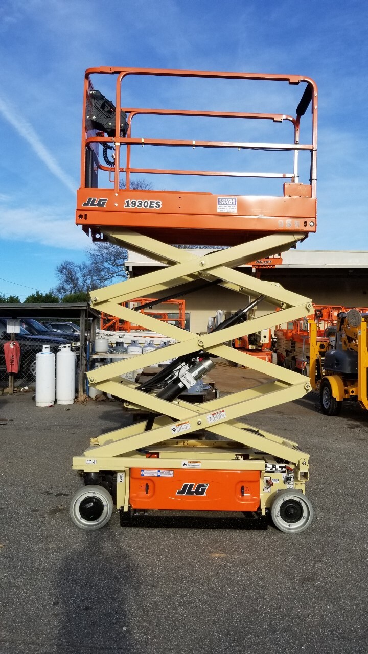 2019 JLG 1930ES in Denver, NC