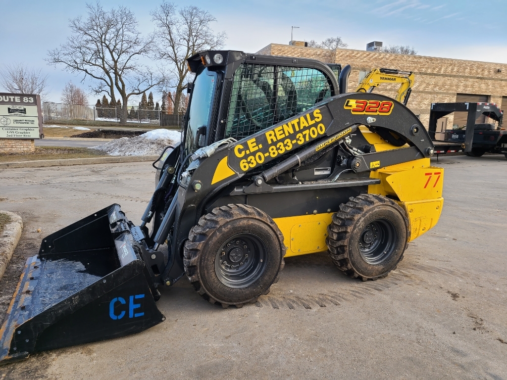 2021 NEW HOLLAND L328 in Elmhurst, IL