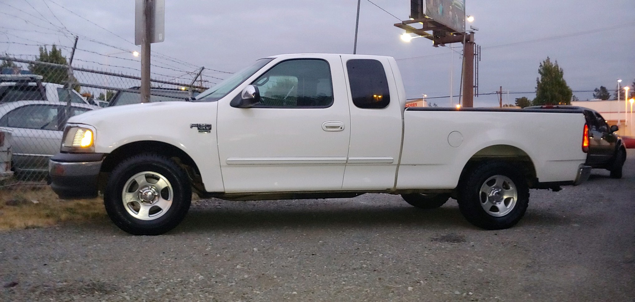 2001 FORD F150 in Lakewood, WA
