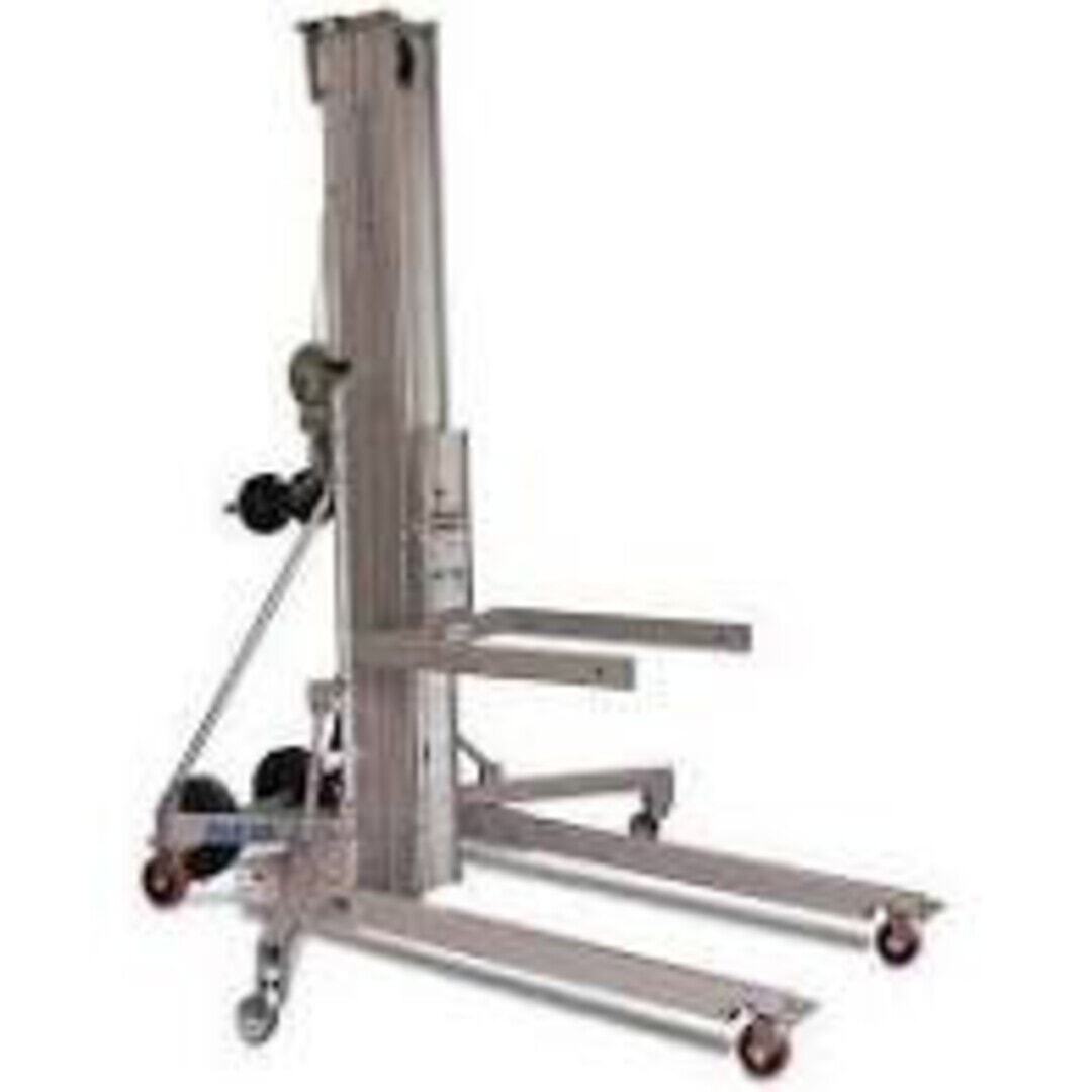 Other 650lb 18’ Material Hoist in Baton Rouge, LA
