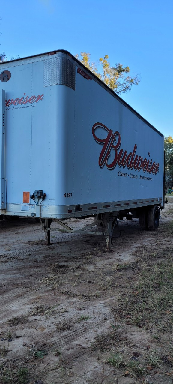 1997 GREAT DANE 28 FT PUP in Hoschton, GA