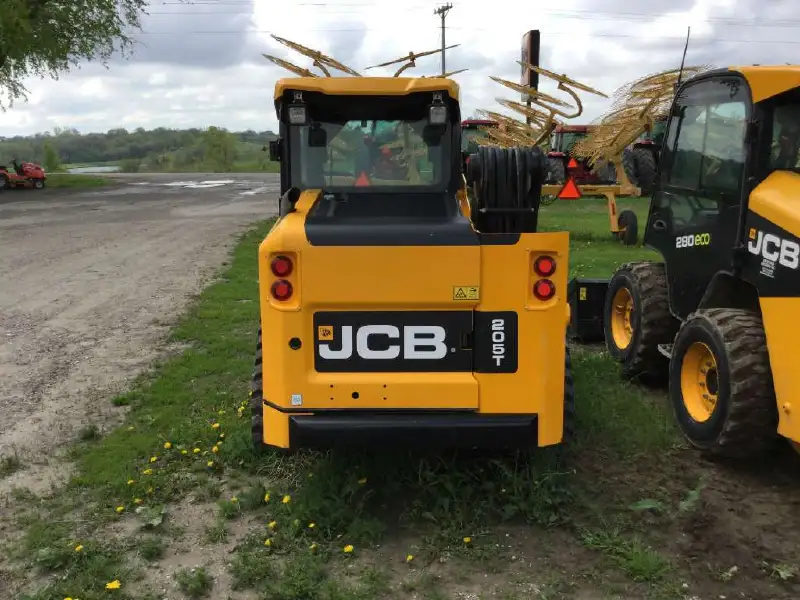 2013 JCB 205T