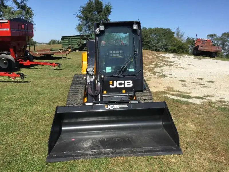 2016 JCB 205T