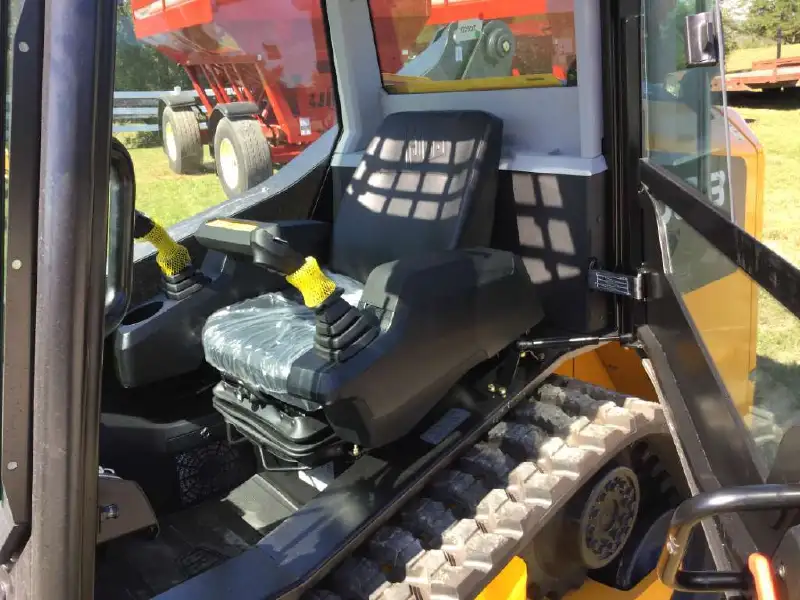 2016 JCB 205T