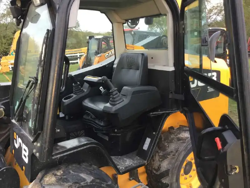 2013 JCB 260