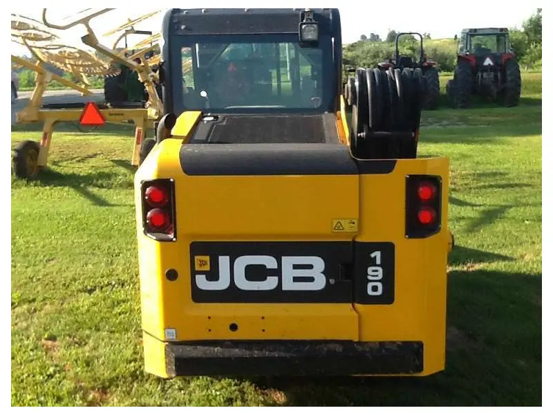 2013 JCB 190
