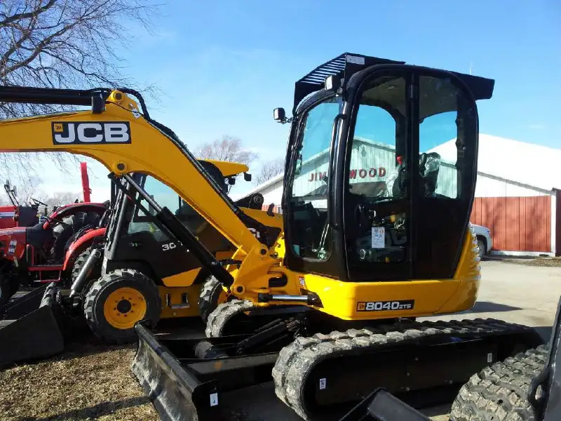 2012 JCB 8040ZTS