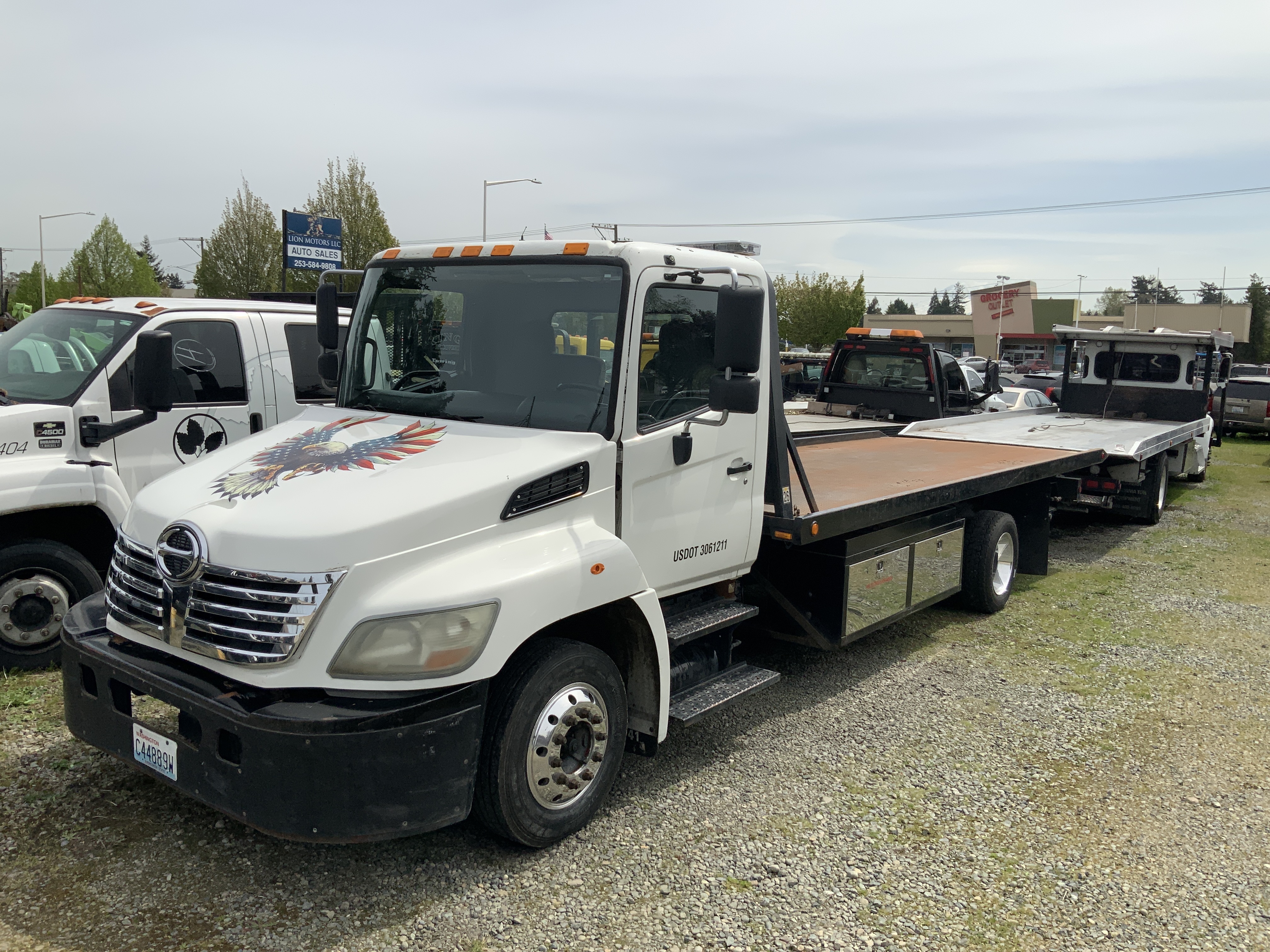 2009 HINO 258 in Lakewood, WA