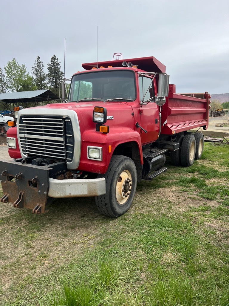1993 FORD L-SERIES in Yakima, WA
