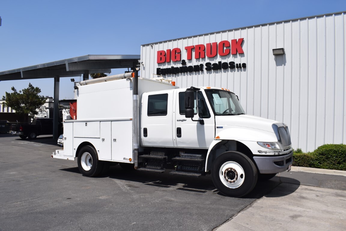 2013 INTERNATIONAL 4300 in Fontana, CA