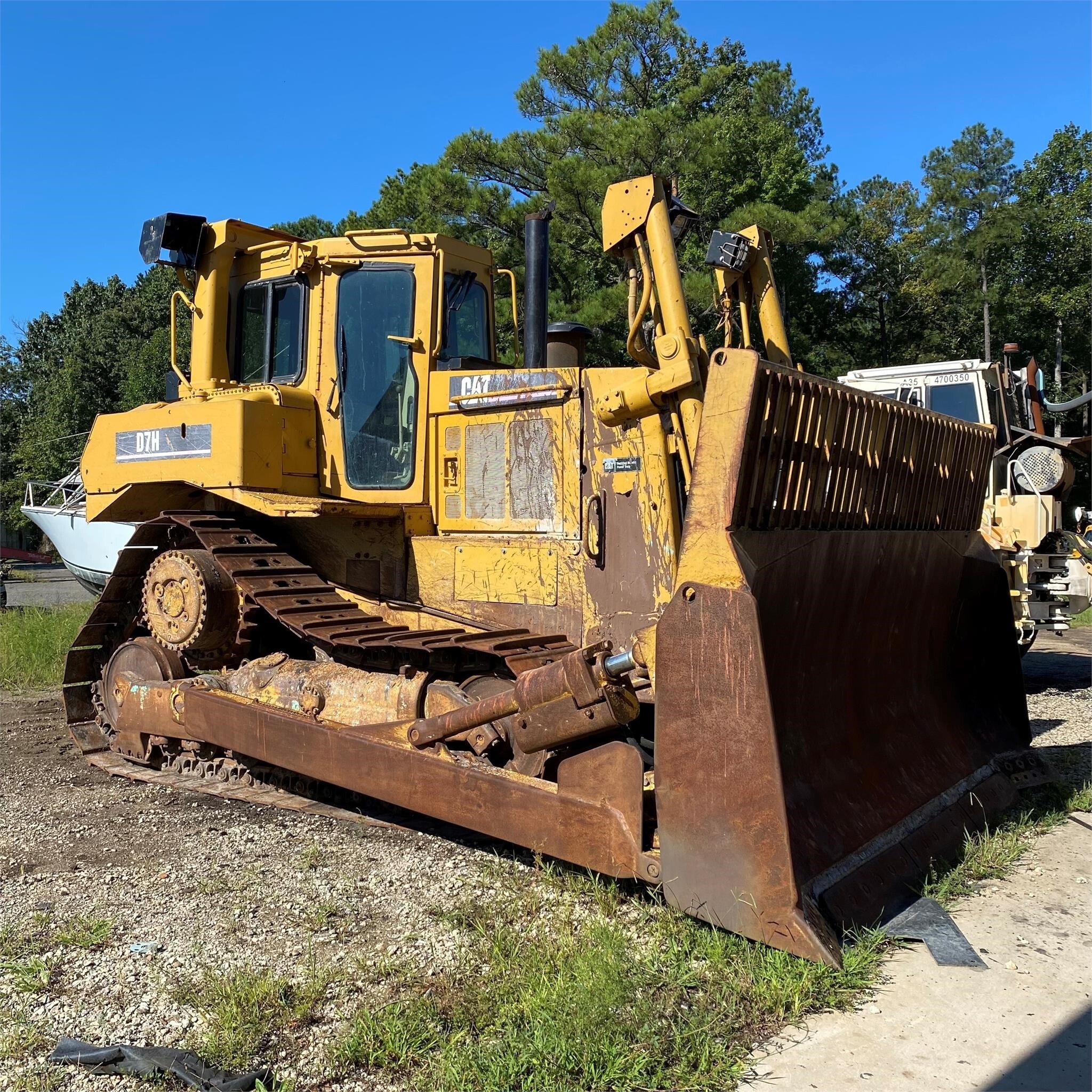 Cat D8R Series II トラック型トラクター Cat D8R Series II Dozer review | Earthmovers & Excavators
