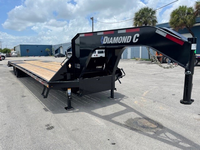 2023 DIAMOND C FMAX212-40ft in Miami, FL