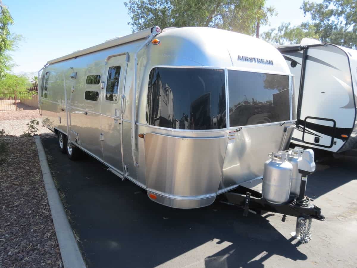 2017 Airstream Flying Cloud 30 RV