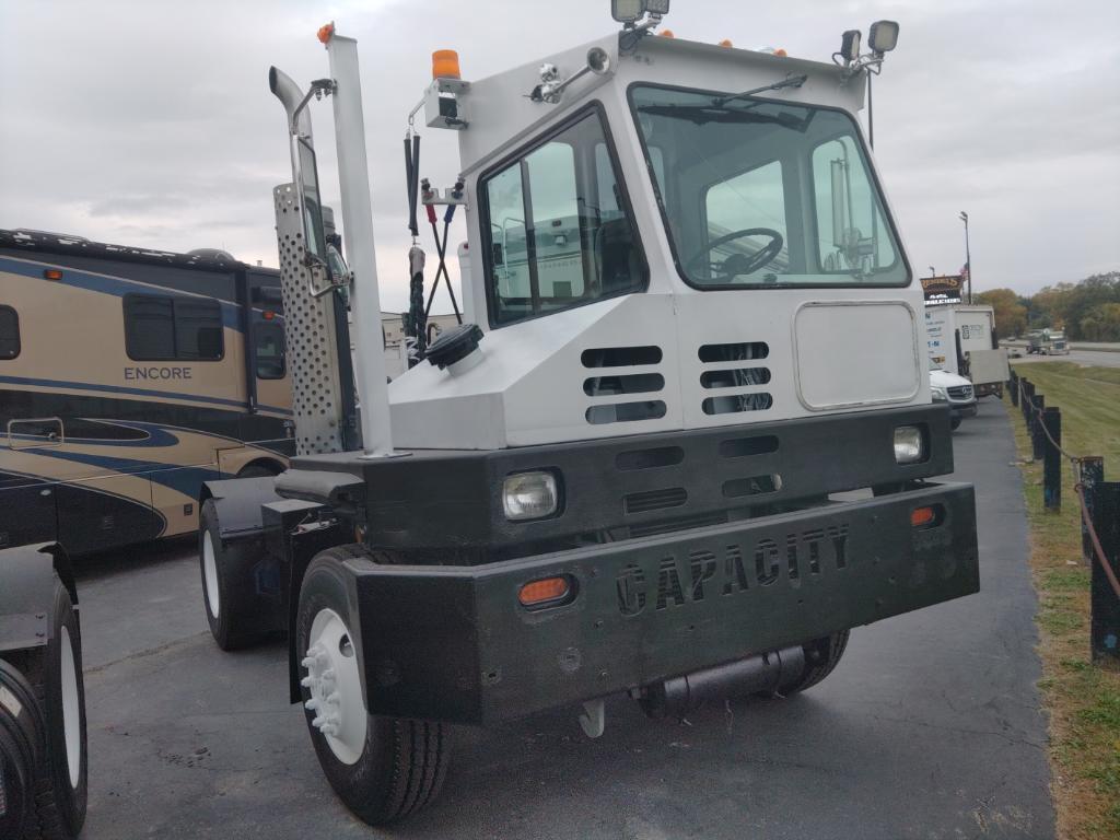 2014 CAPACITY TJ5000 in Joliet, IL