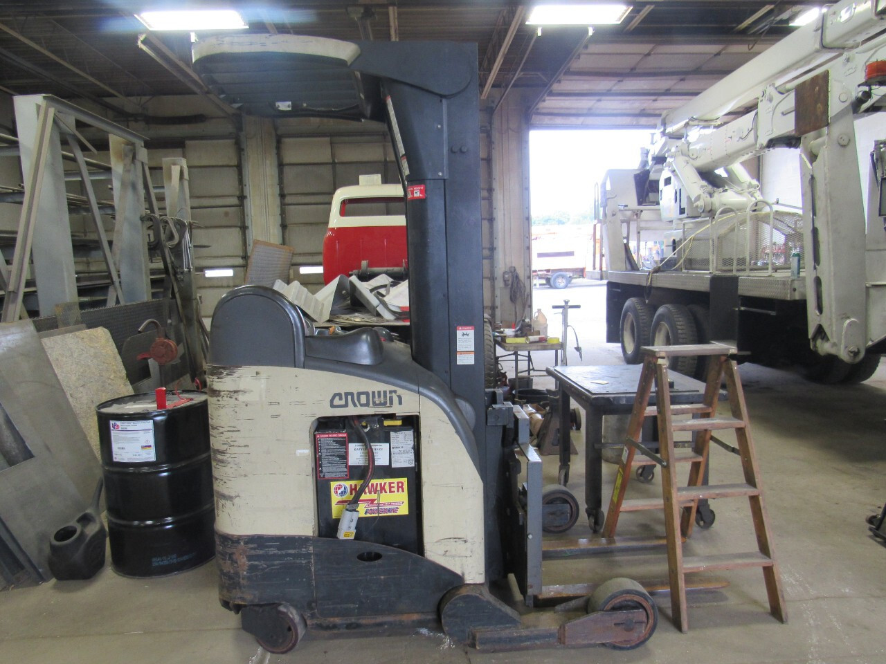 CROWN RR5000 Series in Canton, OH