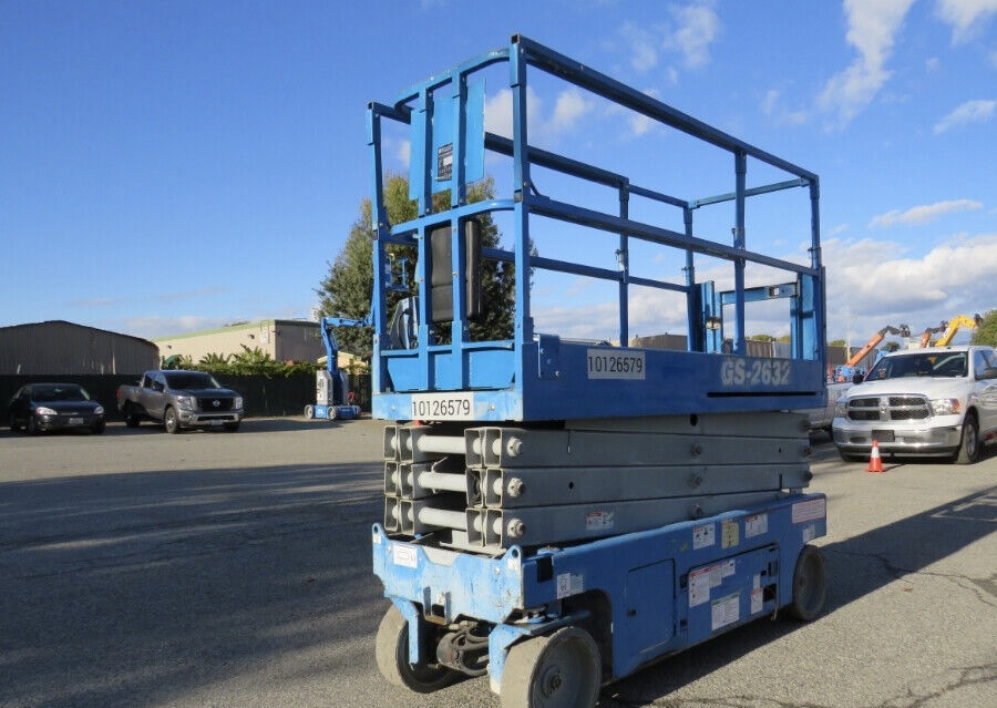 2014 GENIE GS-2632 in Antioch, TN