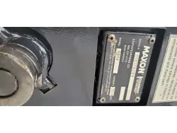 2011 UTILITY 28 FOOT WITH LIFTGATE