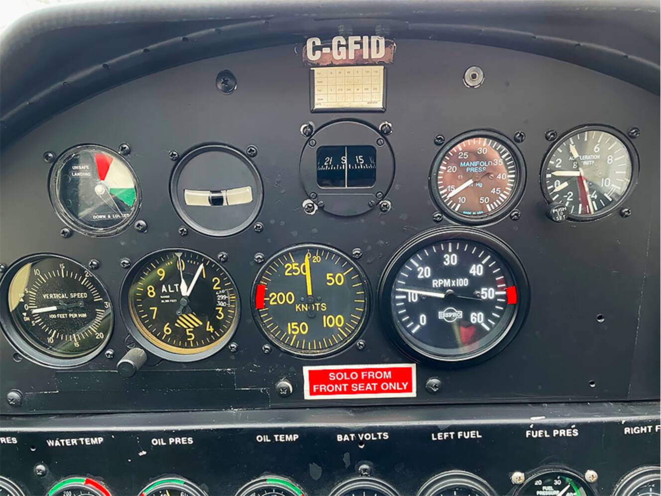 A photo of this 1992 Dan Hawken Aircraft MUSTANG P-51D70