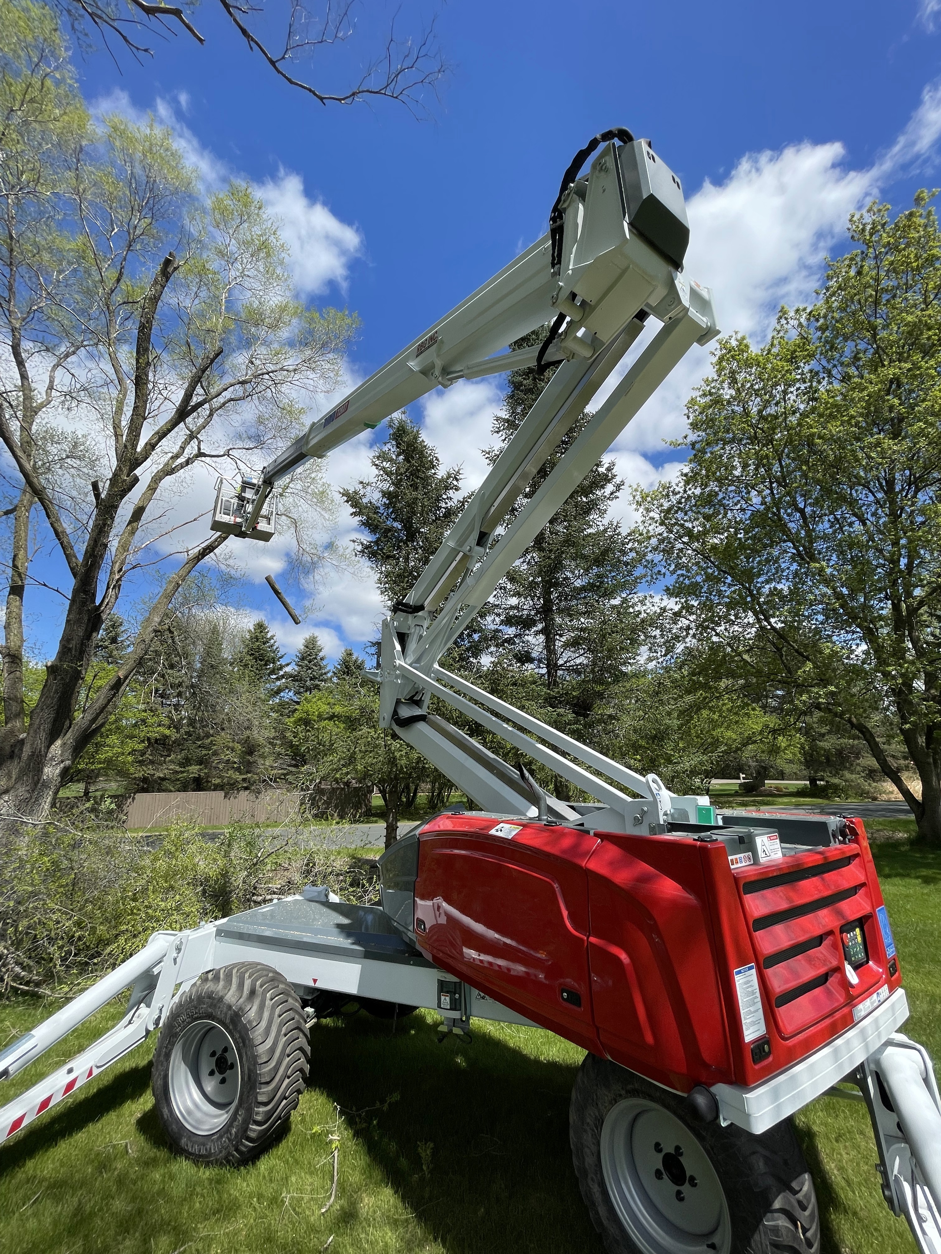リフトアップに。。☆セフィーヌ　EBH-EX☆ New 2026 Dinolift 72RXT For Sale in Raymond, NH - 5010283825