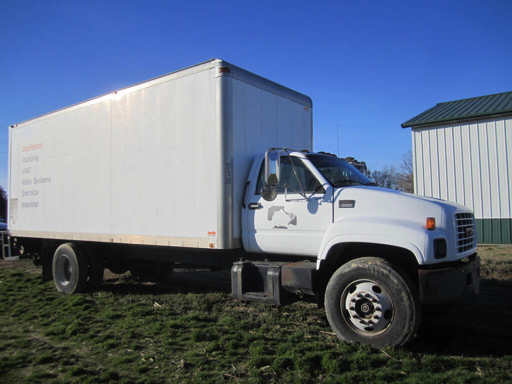 2002 GMC C-SERIES in East Wareham, MA