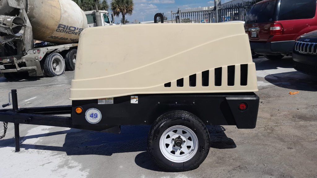 2016 DOOSAN 185 in Miami, FL