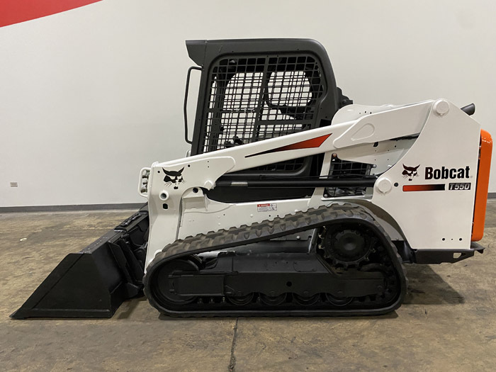 2018 BOBCAT T550 in Cary, IL