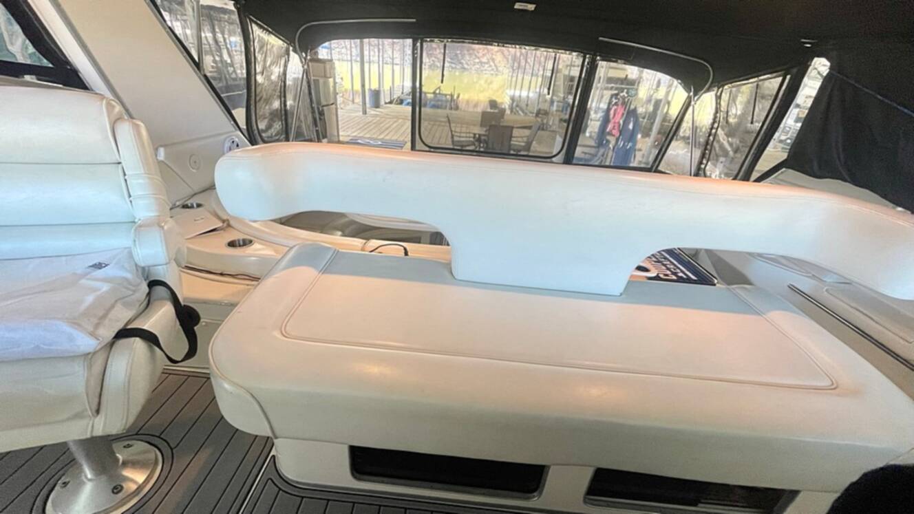 A photo of this 1997 Sea Ray 500 SUNDANCER