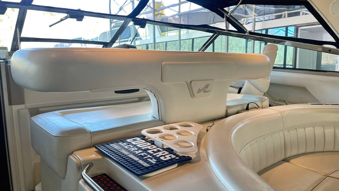 A photo of this 1997 Sea Ray 500 SUNDANCER