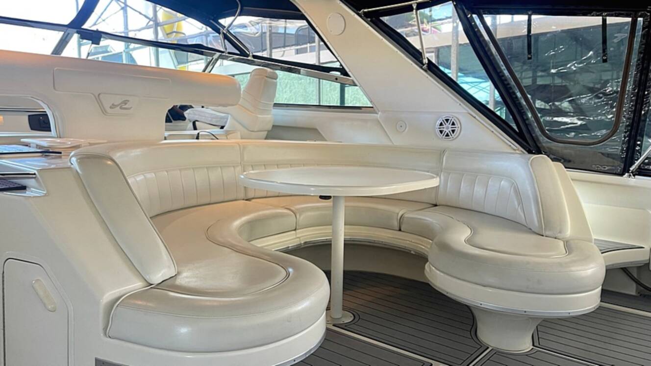 A photo of this 1997 Sea Ray 500 SUNDANCER
