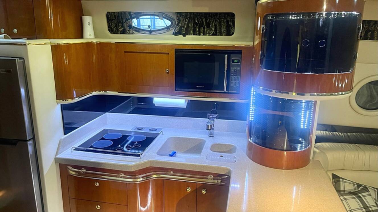 A photo of this 1997 Sea Ray 500 SUNDANCER