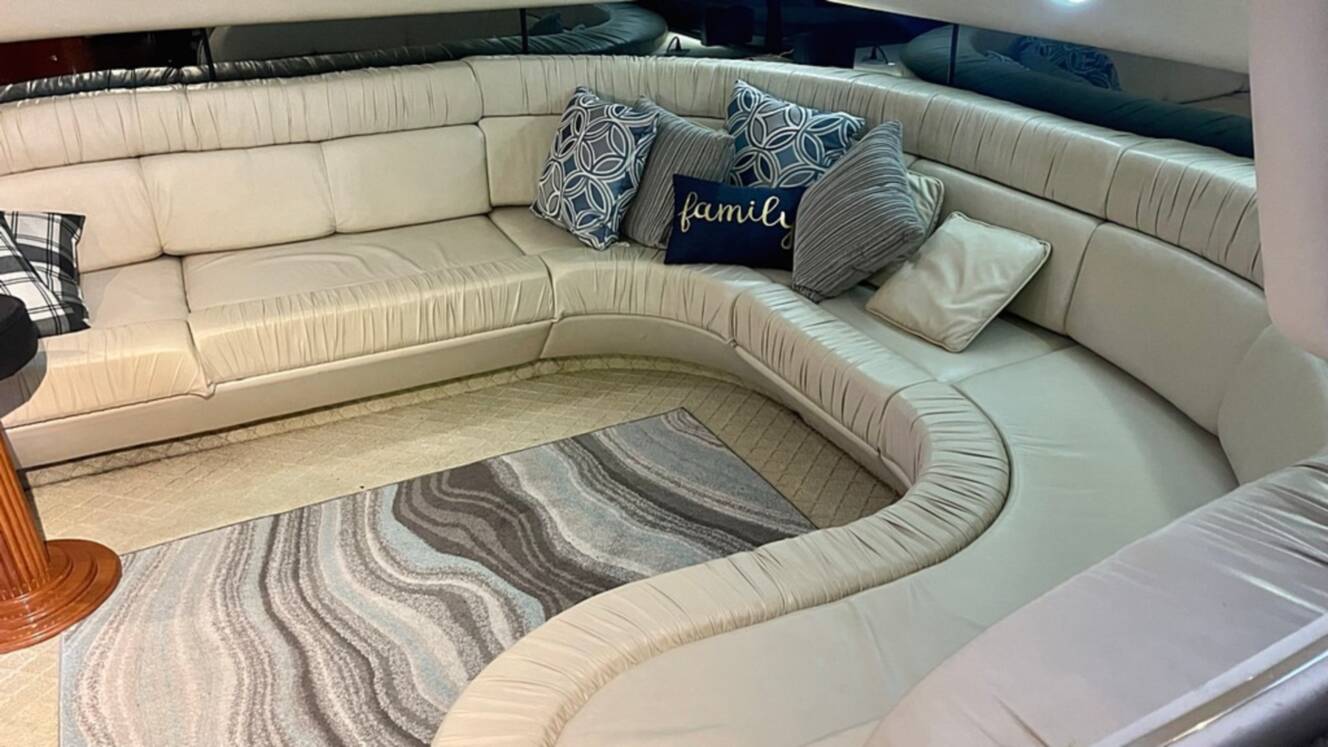 A photo of this 1997 Sea Ray 500 SUNDANCER
