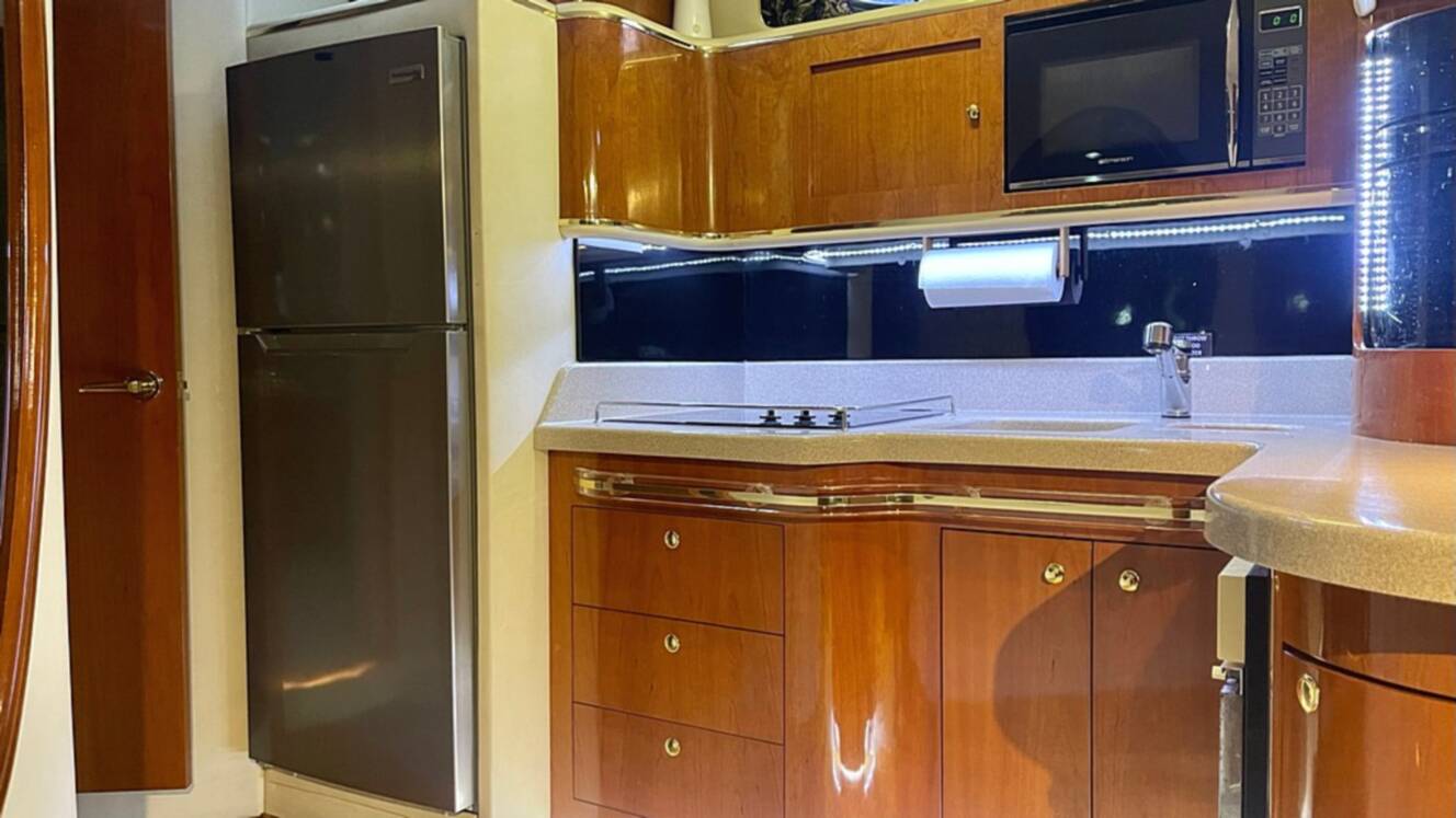 A photo of this 1997 Sea Ray 500 SUNDANCER