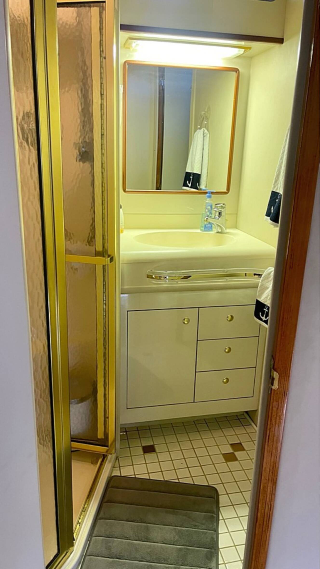 A photo of this 1997 Sea Ray 500 SUNDANCER