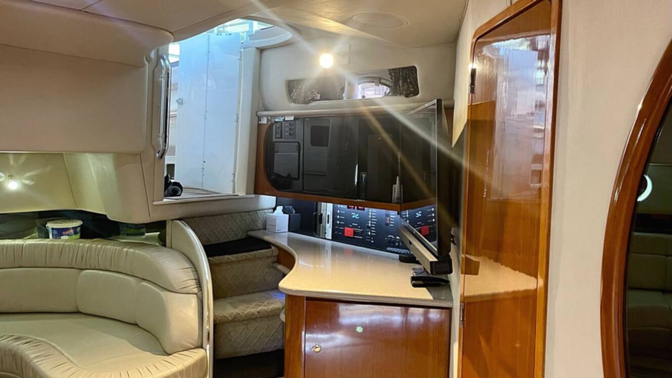 A photo of this 1997 Sea Ray 500 SUNDANCER