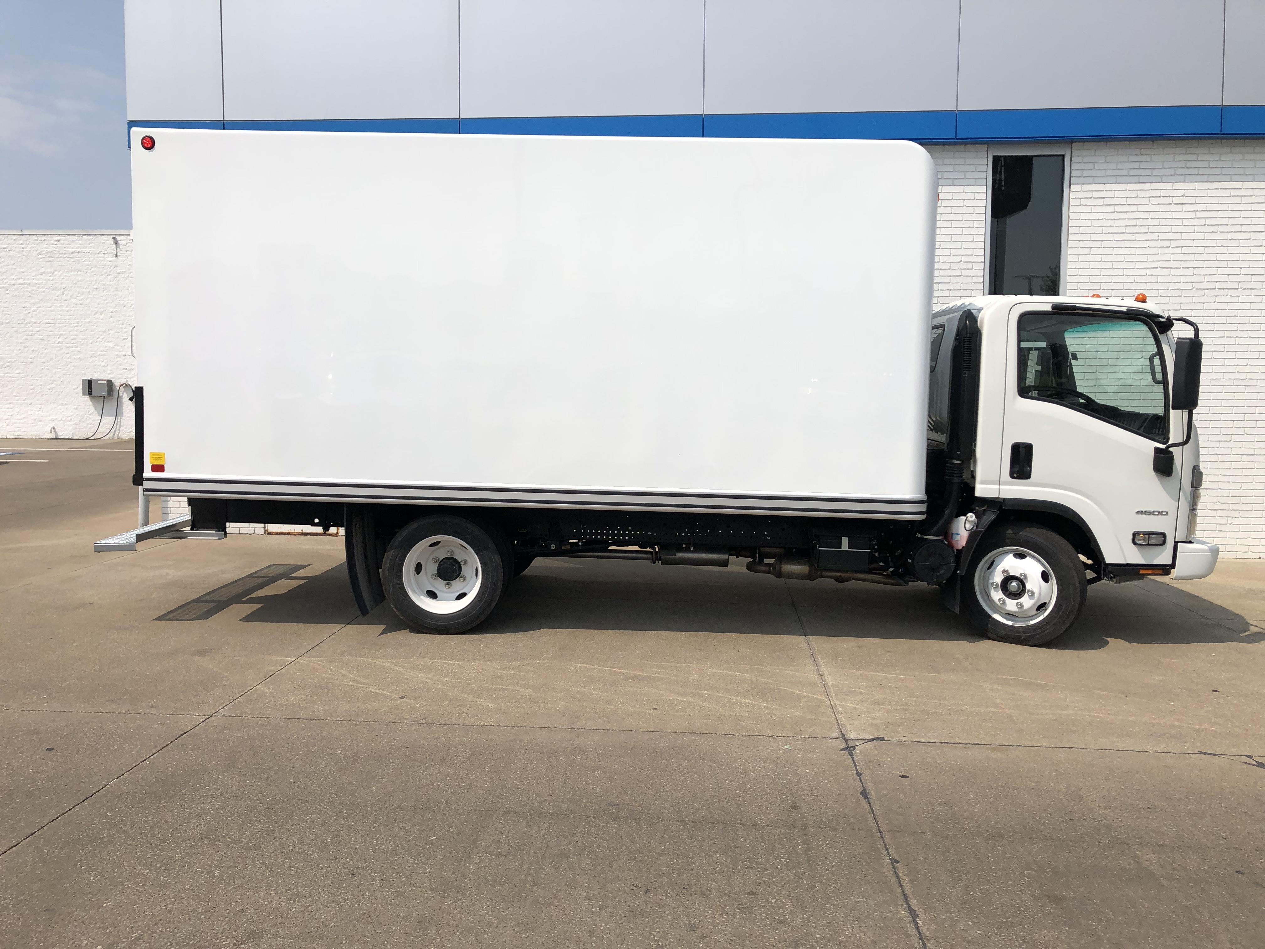 大増量　中古シャトル 50ダース(600球) 送料込み ノック用 楽天市場】バドミントン シャトル まとめ買いの通販