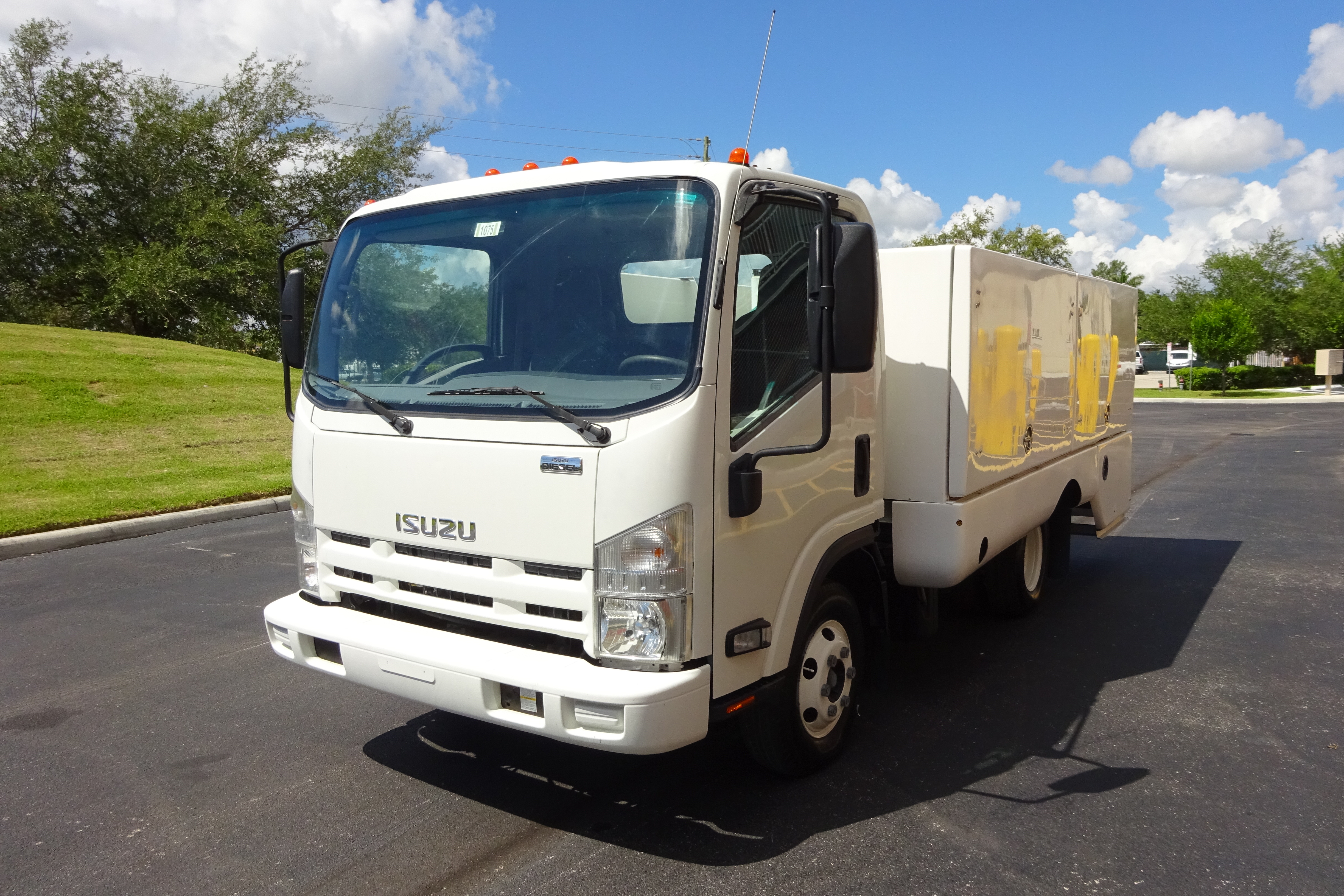 2014 ISUZU NPR in Miami, FL