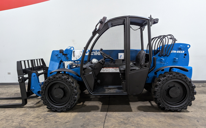 2013 GENIE GTH5519 in Cary, IL