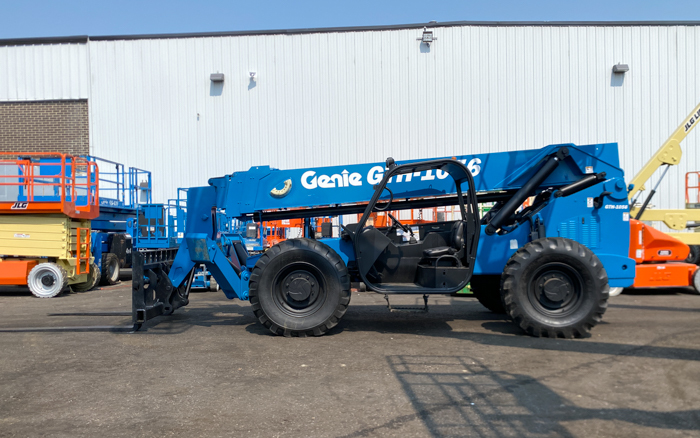 2014 GENIE GTH-1056 in Cary, IL