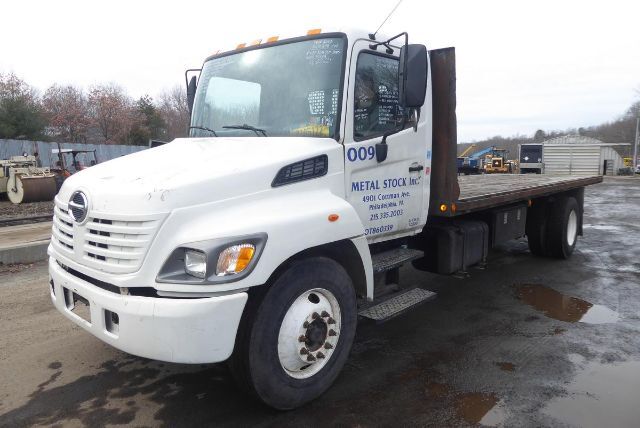 2005 HINO 308 in Sparrowbush, NY