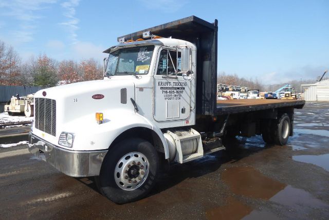 2005 PETERBILT 330 in Sparrow Bush, NY