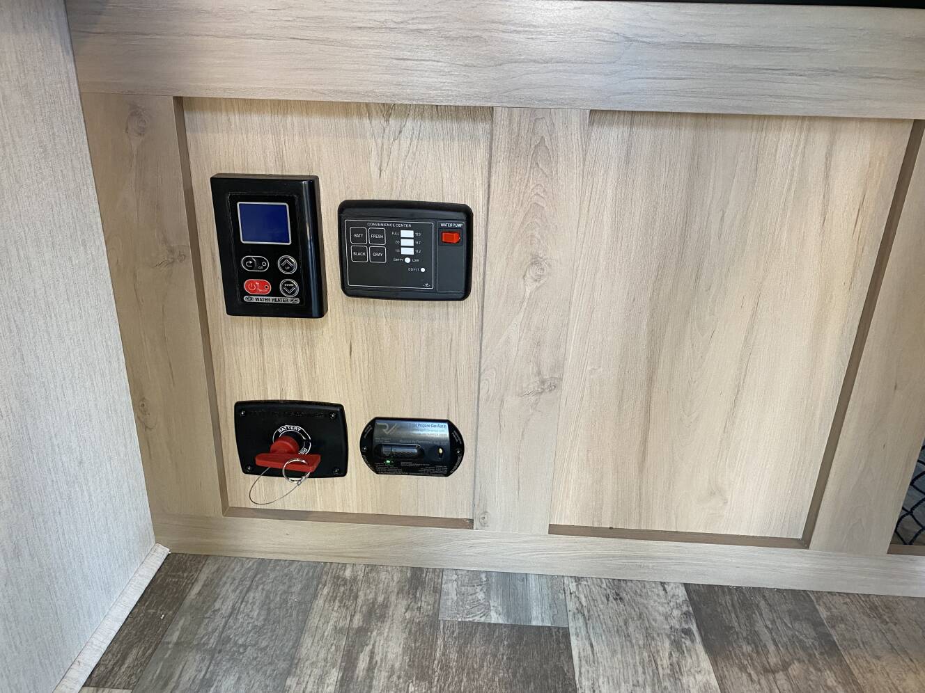A photo of this 2025 Travel Lite UP COUNTRY 650U