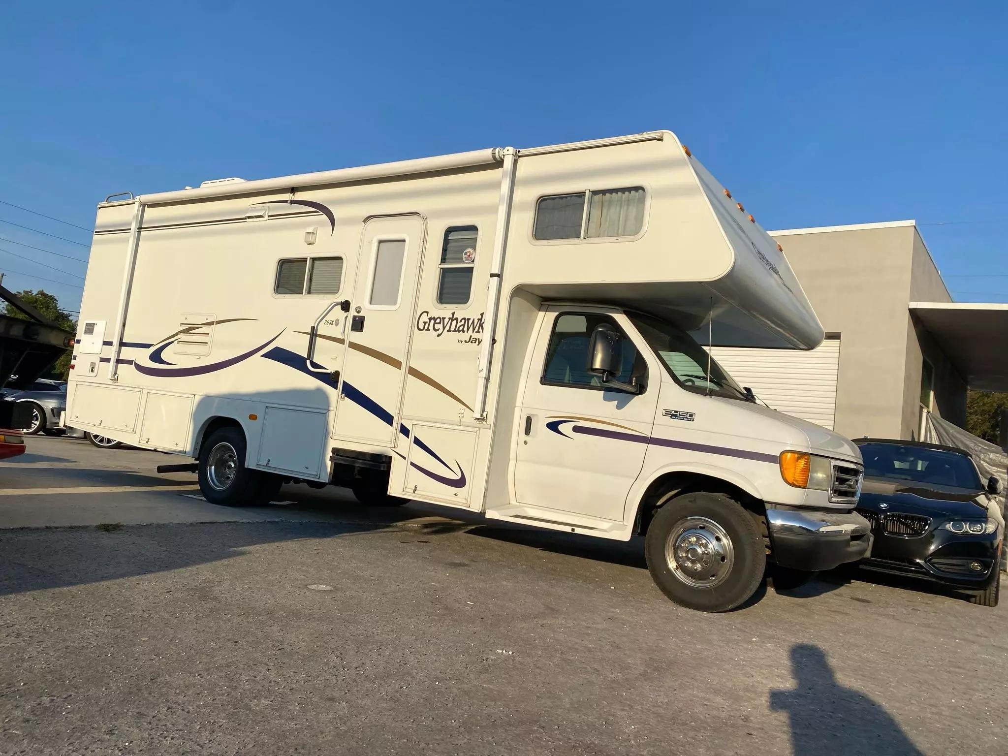 Winnebago 2003 Ford Econoline E450 2003 Ford Econoline, E450 Super