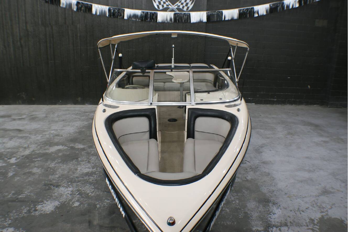 A photo of this 2000 Supra SANTERA