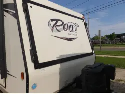 2015 FOREST RIVER ROCKWOOD ROO 19
